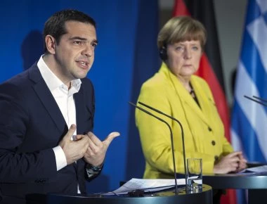 Βερολίνο: «Το ΔΝΤ απαιτεί να διαγράψουμε πάνω από το 1/3 του ελληνικού χρέους»